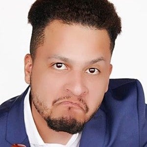 Uno Lavoz Headshot 2 of 9