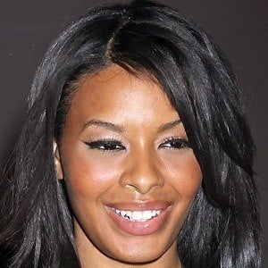 Vanessa Simmons Headshot 4 of 7