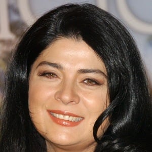 Victoria Ruffo Headshot 2 of 2