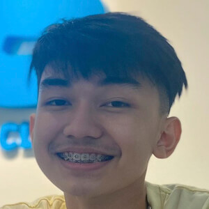 Wayne Gallego at age 16