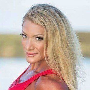 Wendy Fortino Headshot 3 of 4