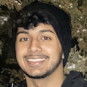 Zunaiir Headshot 6 of 8