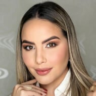 Dakenza González
