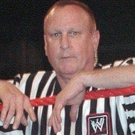 Earl Hebner