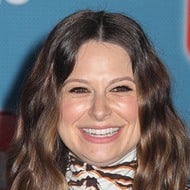 Katie Lowes