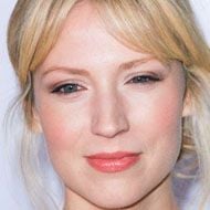 Beth Riesgraf